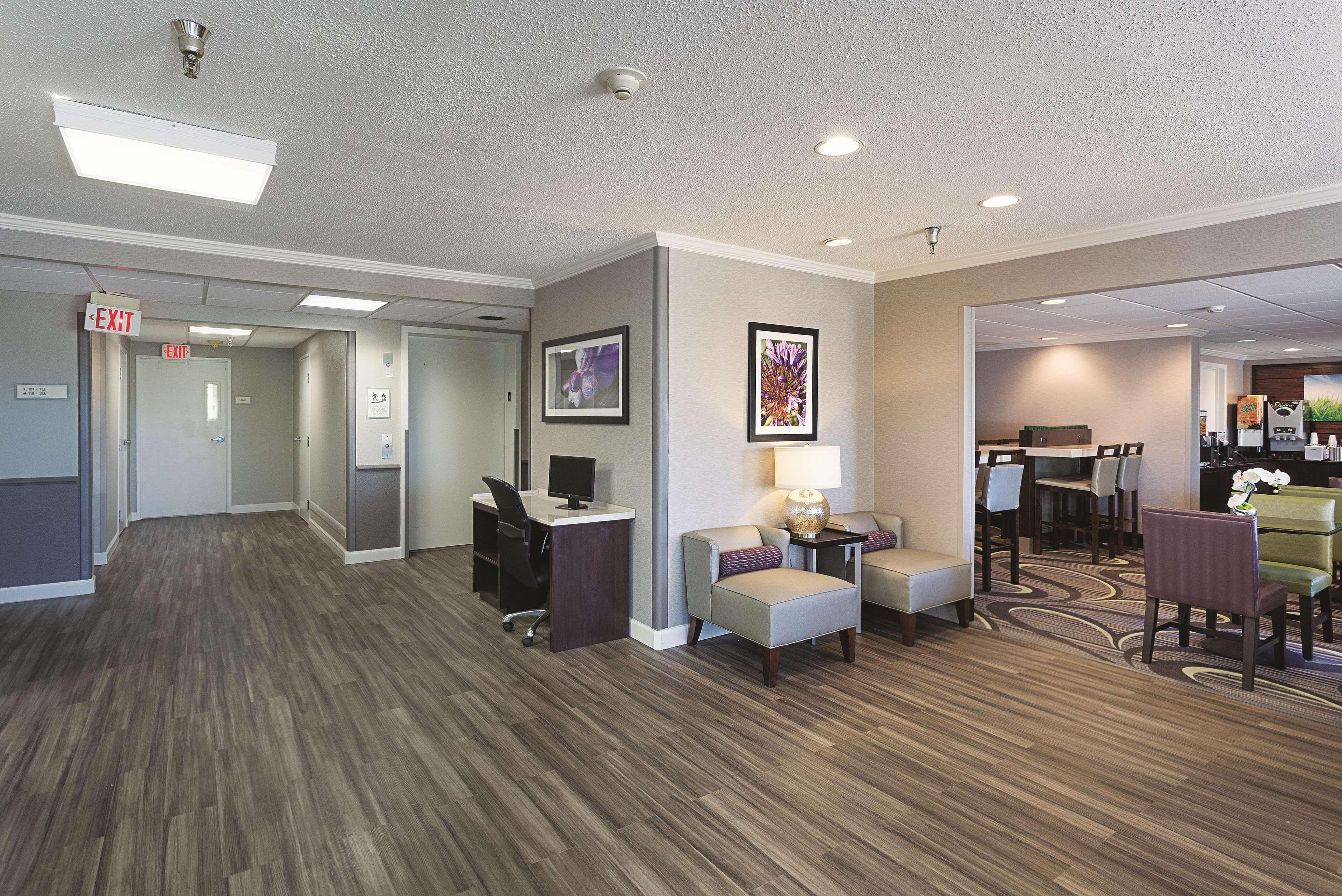 Hotel La Quinta By Wyndham Baton Rouge Siegen Lane à Prairieville Extérieur photo