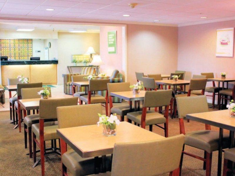 Hotel La Quinta By Wyndham Baton Rouge Siegen Lane à Prairieville Extérieur photo